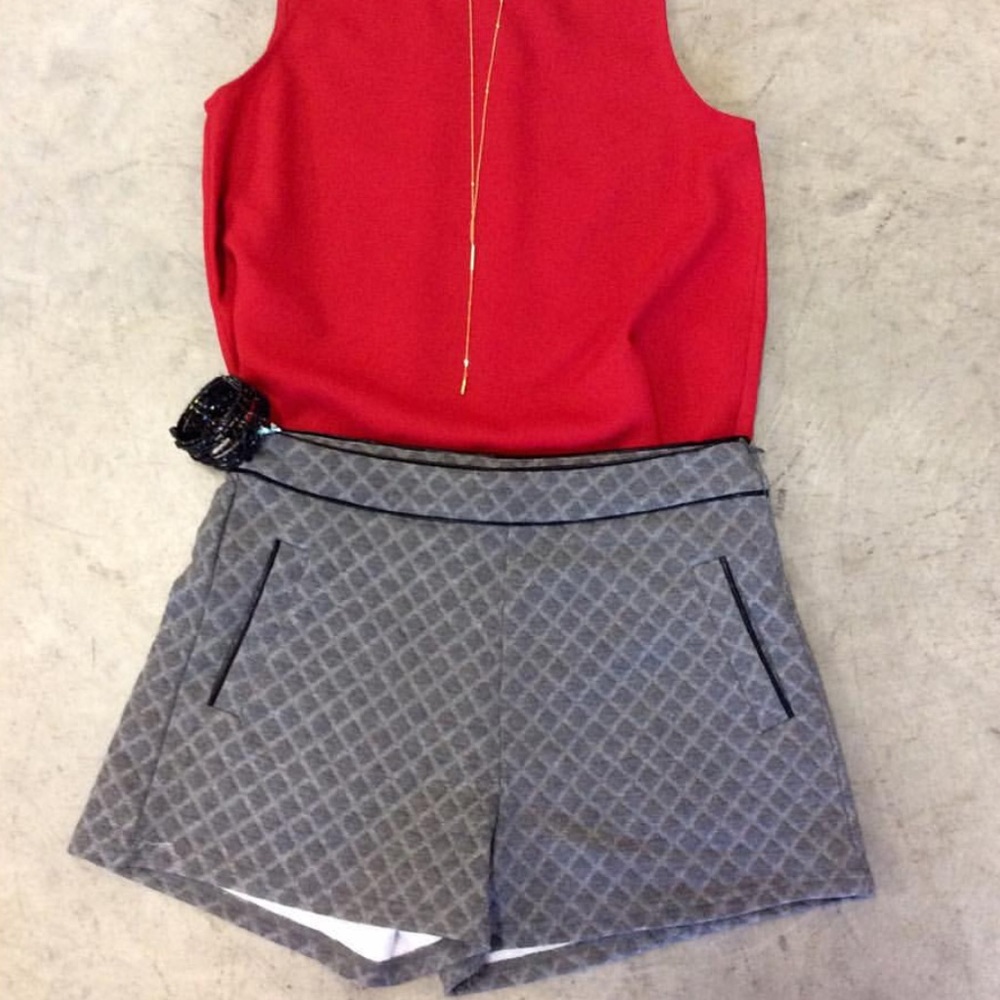 gray shorts - Picture 2 of 6